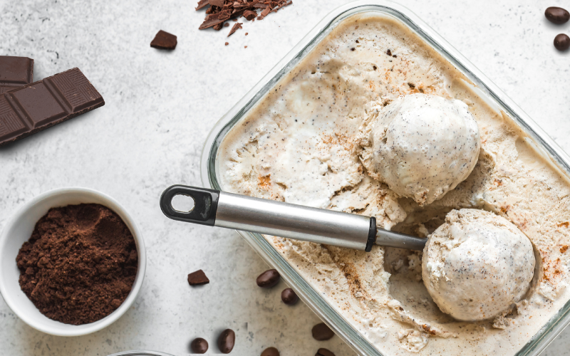 How to make homemade chocolate toppings for ice cream