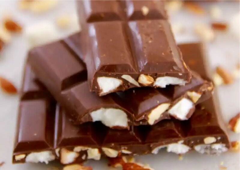 Milk chocolate marshmallow pretzel bar