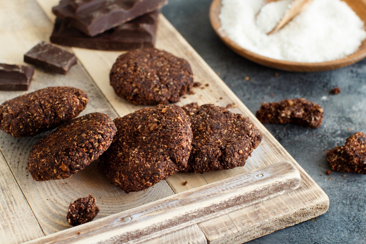 No-bake coconut chocolate energy cookies